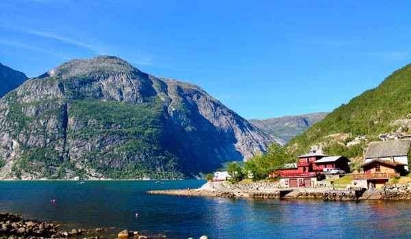 Vive el mejor tour Escandinavia recorriendo Suecia, Noruega y Dinamarca. Paquete de 11 días con vuelos desde México, hoteles, traslados y guías. ¡Reserva hoy!